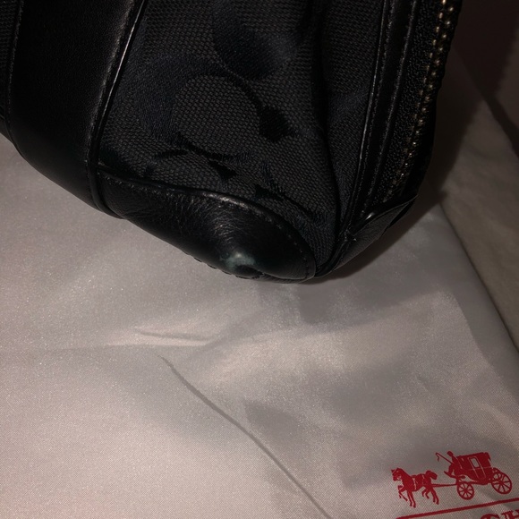 Black Coach purse - Picture 5 of 9